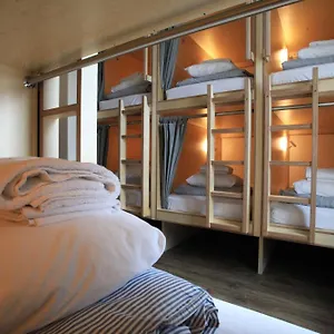 https://hi-ottawa-jail-hostel.ottawa-hotel.net