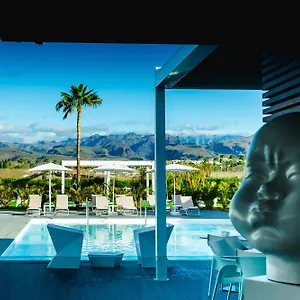 seven-hotel-and-wellness-gay-men-only.maspalomashotels.com/